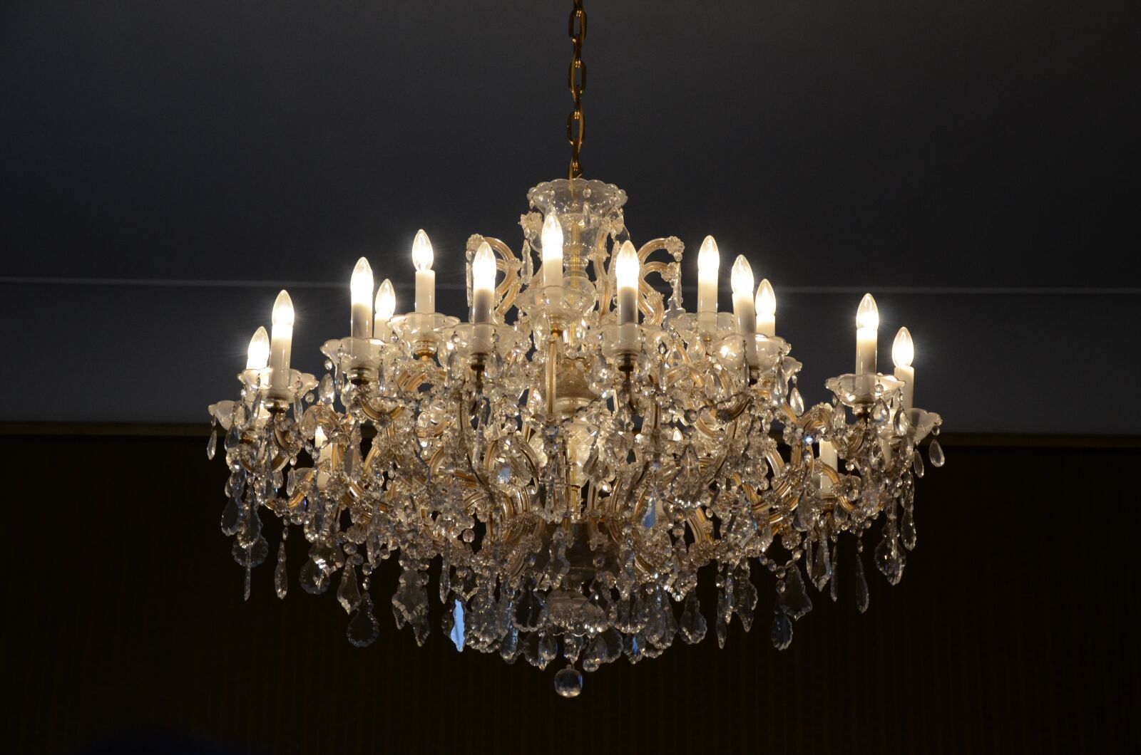 Nikon D7000 sample photo. Chandelier, light, light bulb photography
