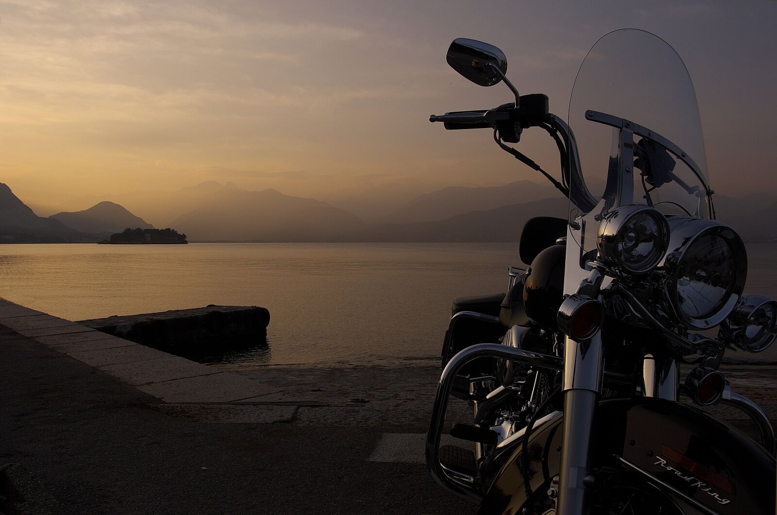 Nikon D2X sample photo. Harley, water, lake photography