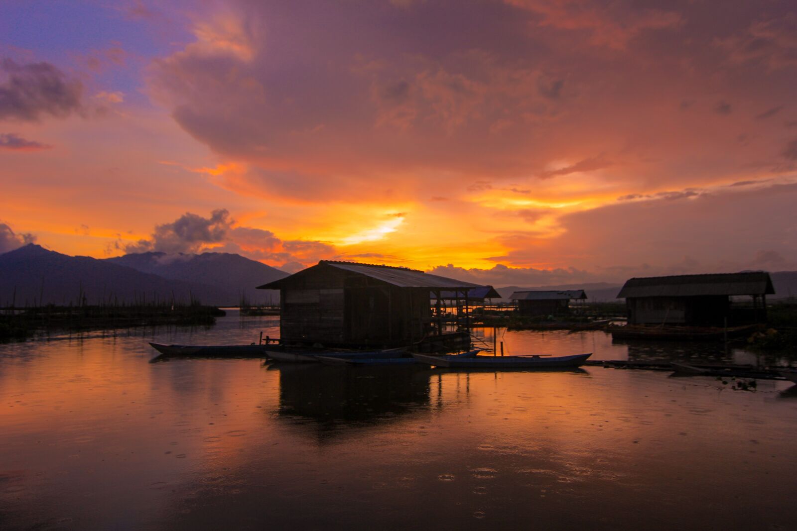 Canon EOS 60D sample photo. Dusk, lake, water photography