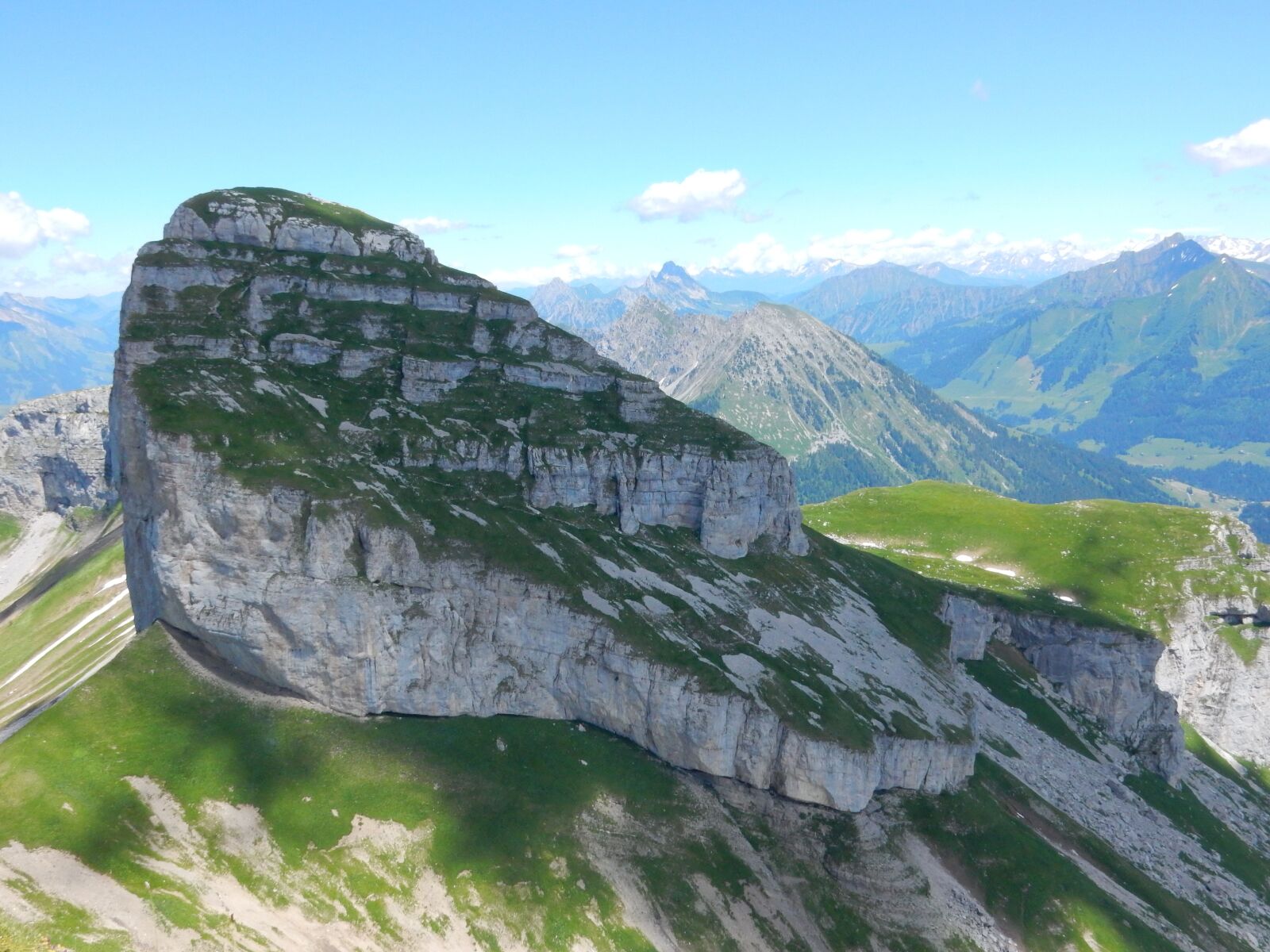 Nikon Coolpix S9900 sample photo. Mountain, nature, landscape photography