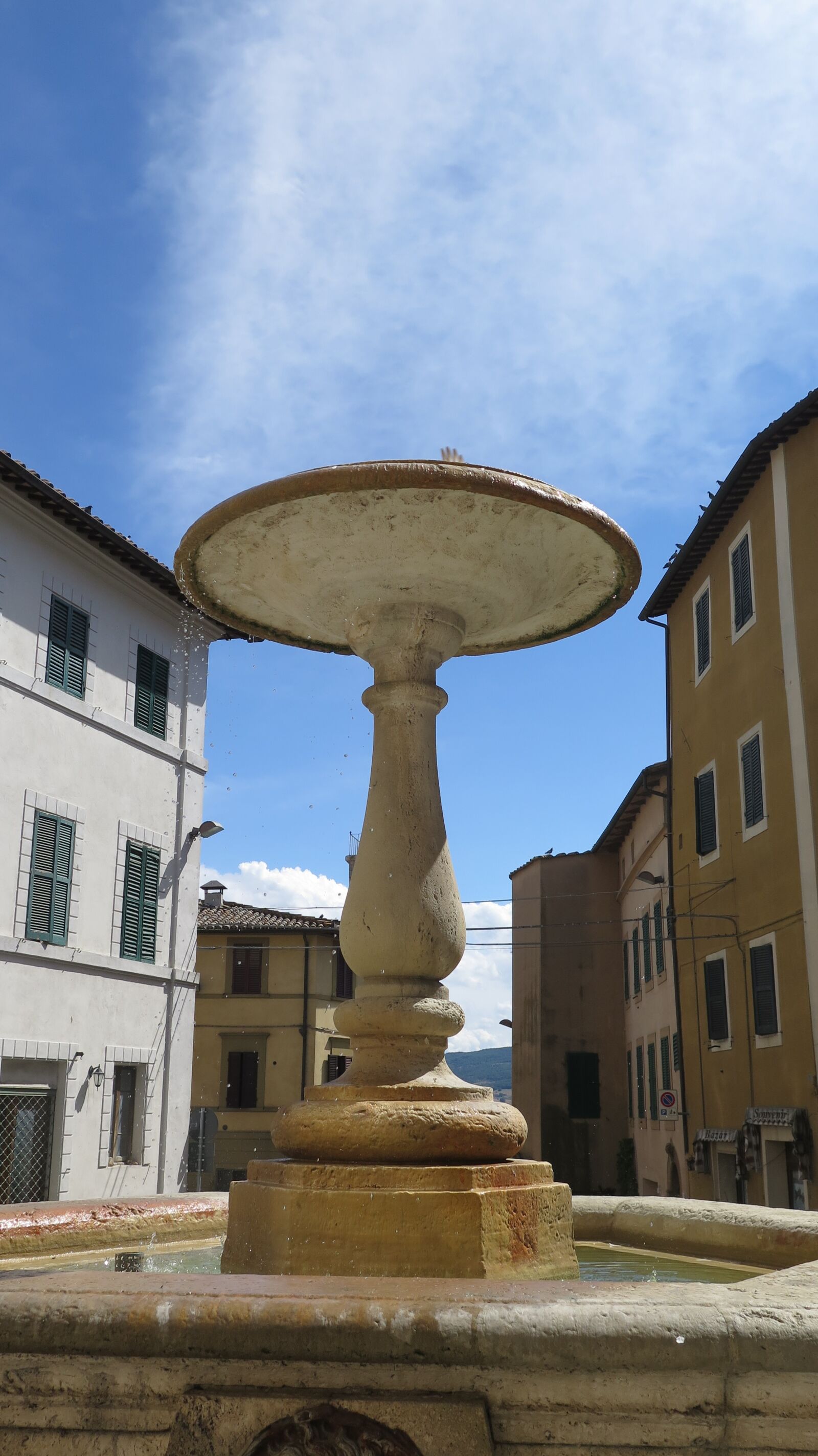 Canon PowerShot G16 sample photo. Chianciano terme, piazza matteotti photography