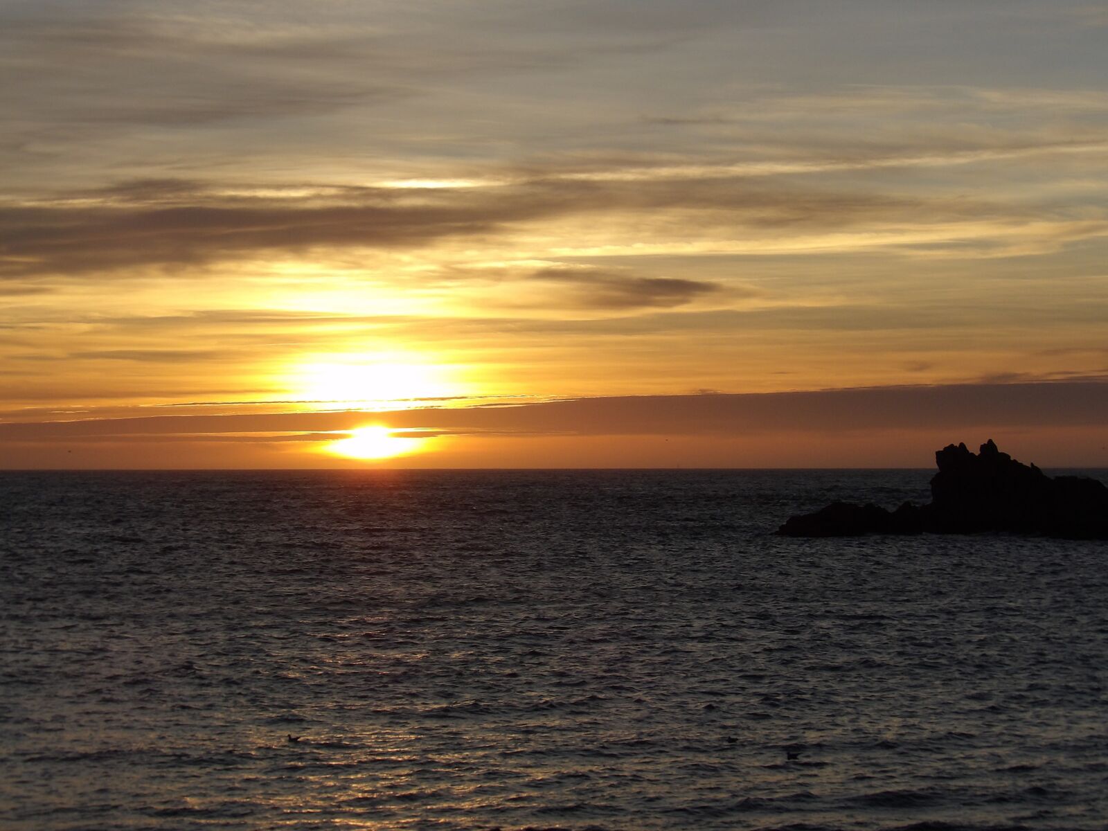 Kodak PIXPRO AZ521 sample photo. Sea, rock, sunset photography
