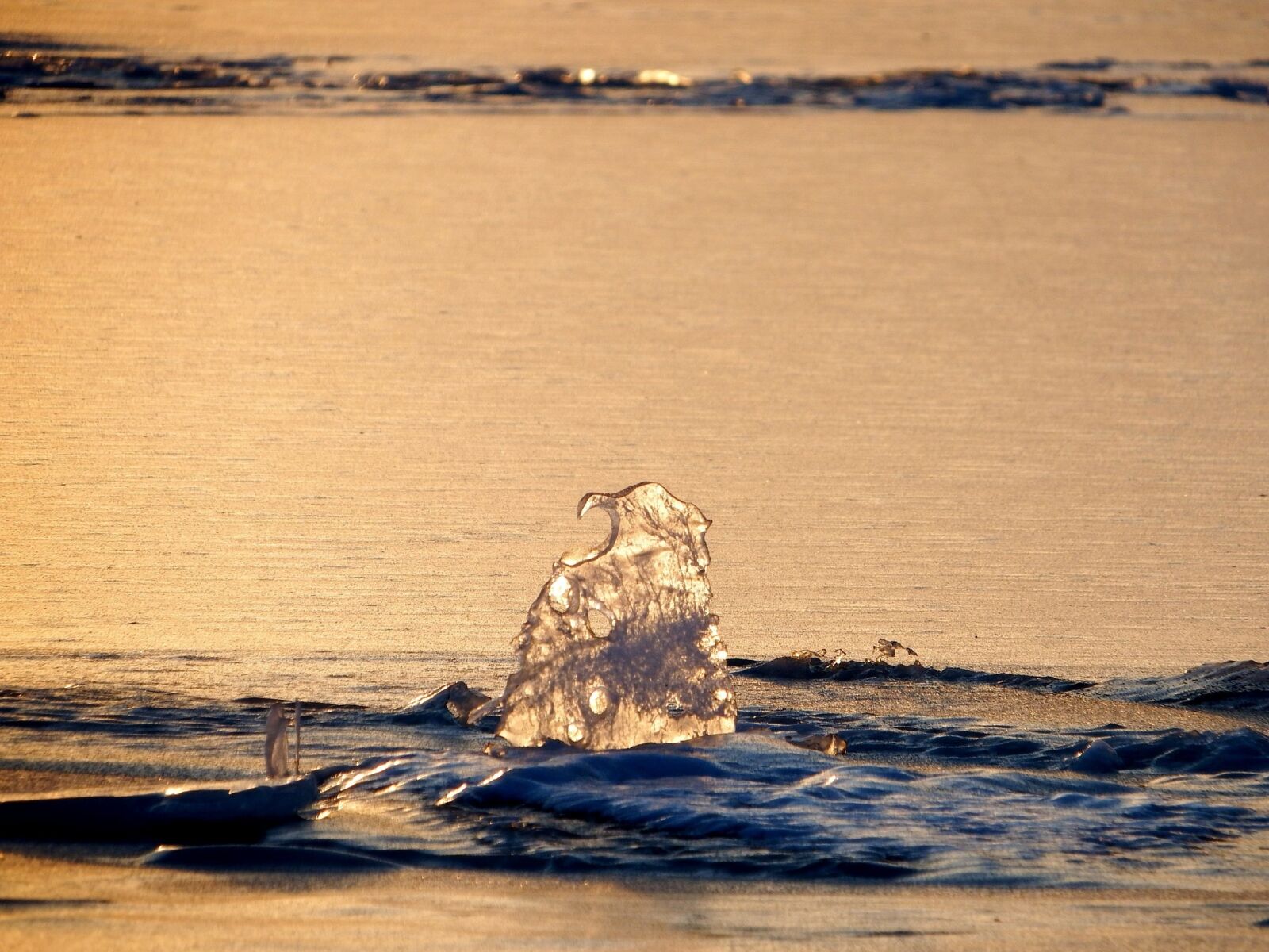 Fujifilm FinePix S1 sample photo. Ice, lake, water photography