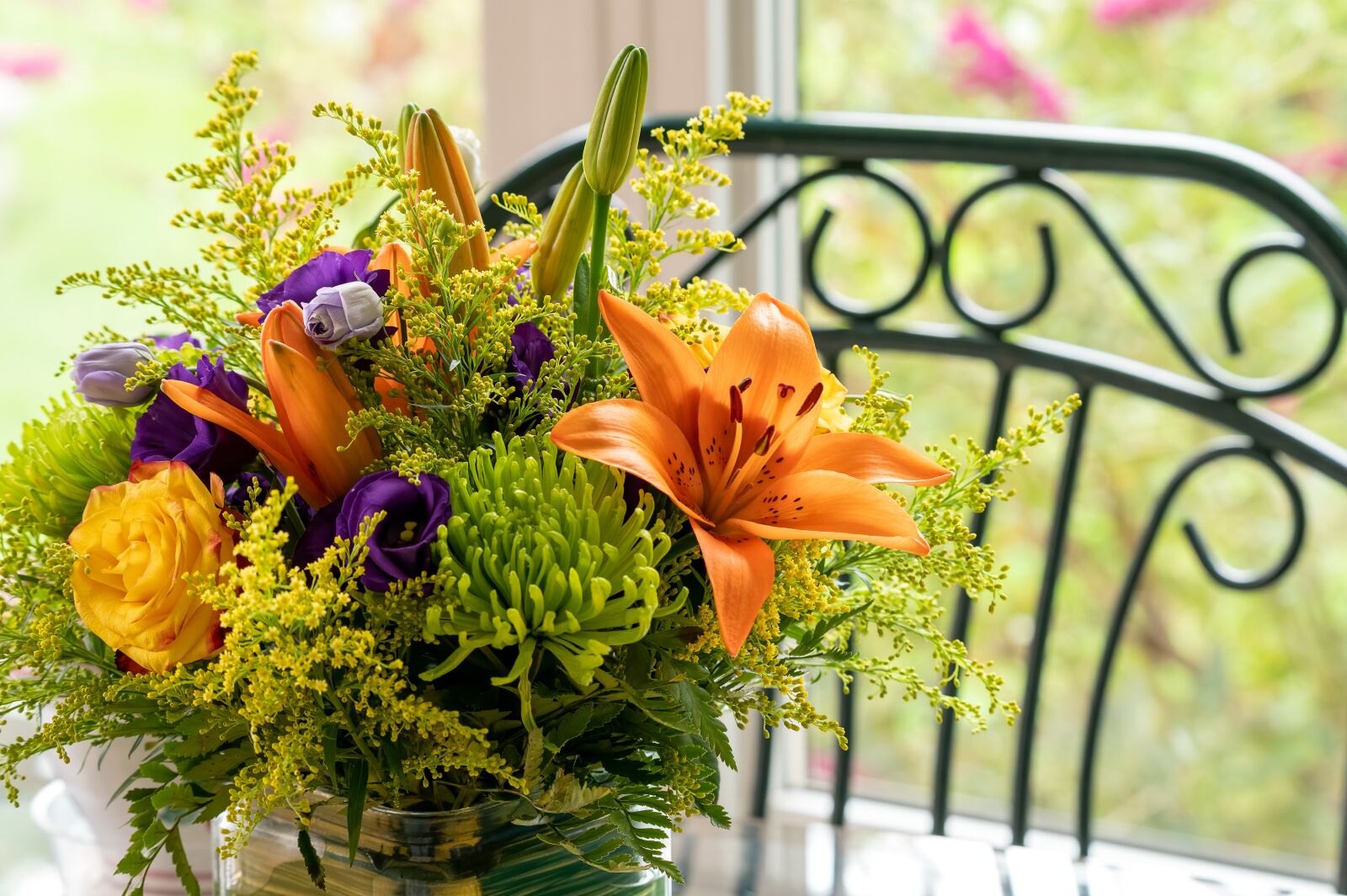 Nikon Z6 sample photo. Flowers, flower arrangement, vase photography