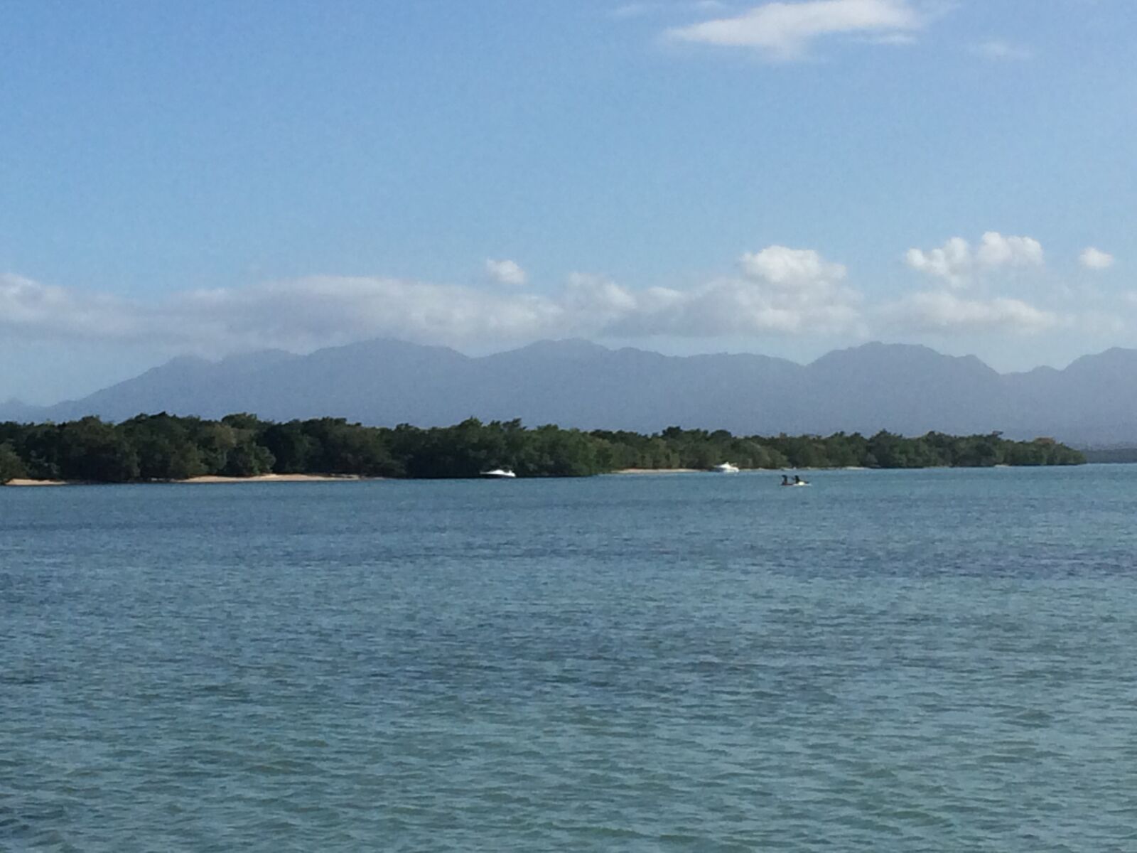 iPhone 5s back camera 4.12mm f/2.2 sample photo. Sea, island, guadeloupe photography