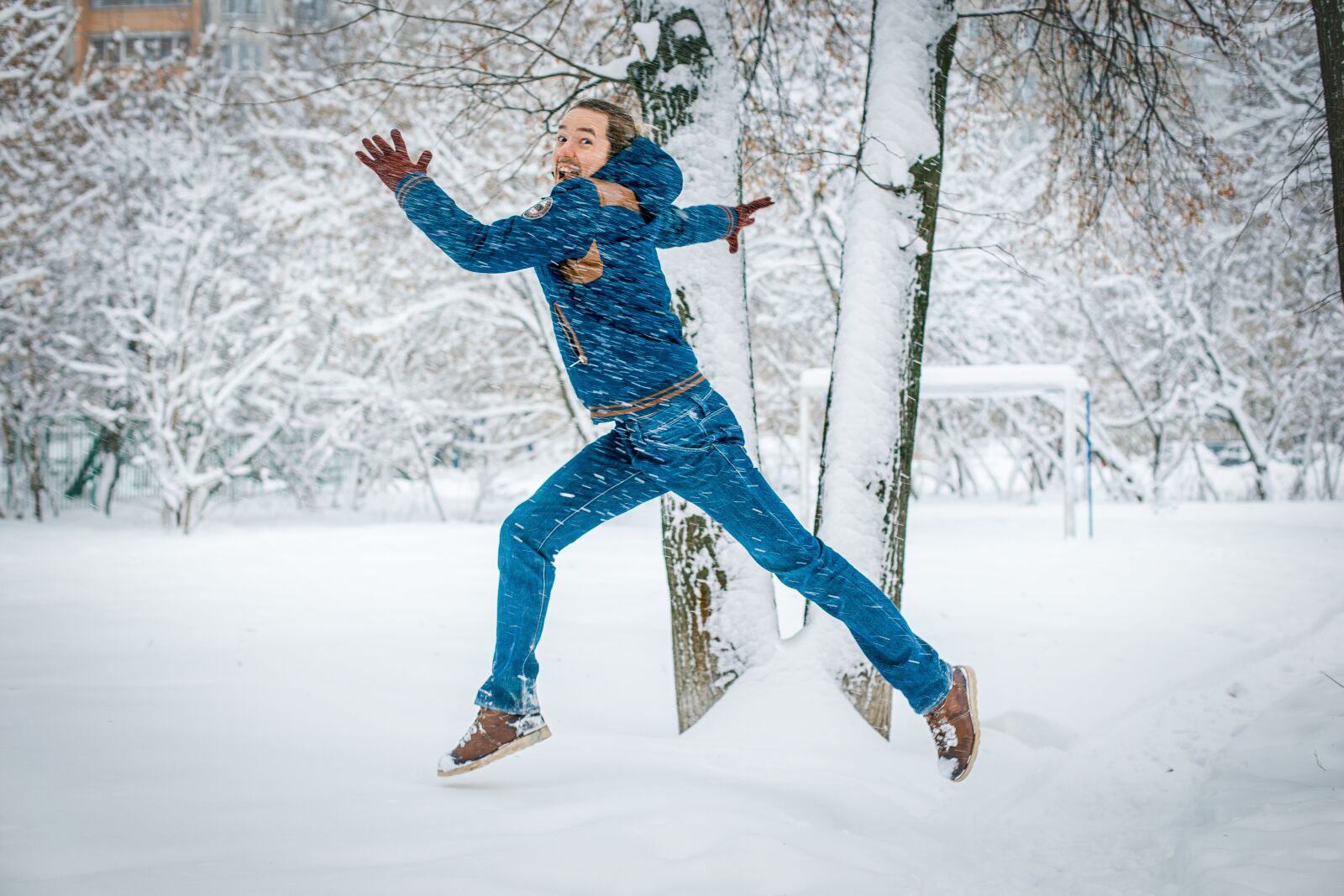Canon EOS 6D + Canon EF 50mm F1.4 USM sample photo. Winter, snow, coldly photography