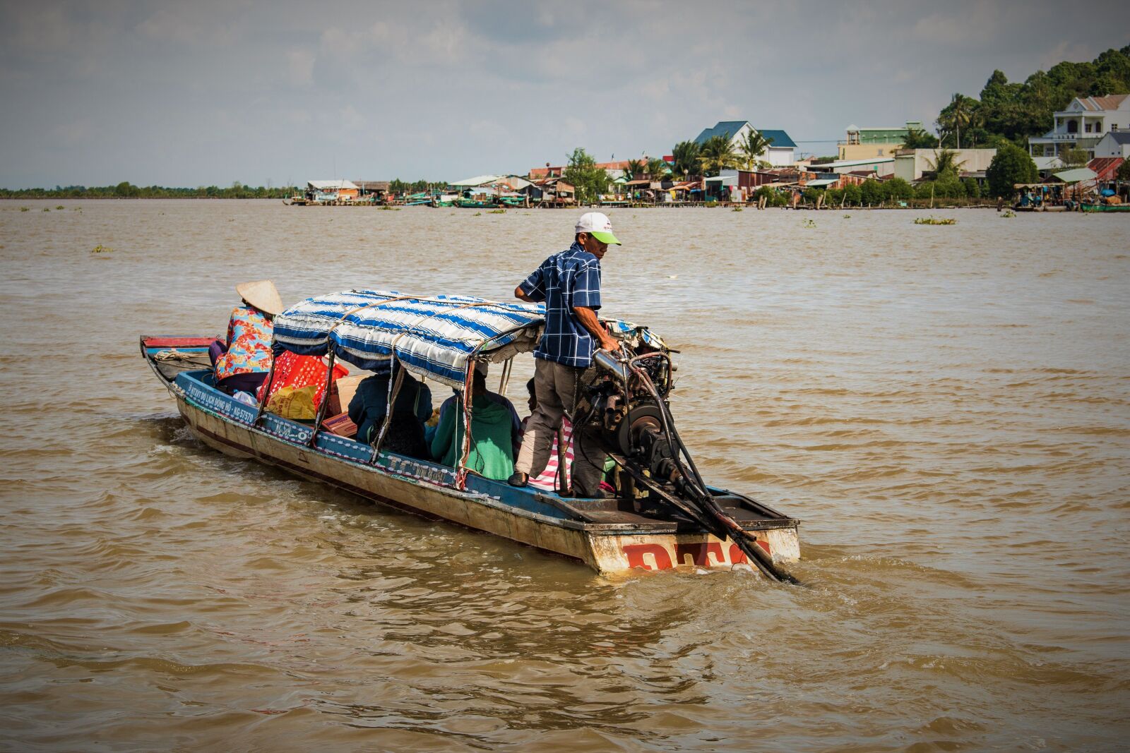 Canon EOS 70D sample photo. Vietnam, river, water photography