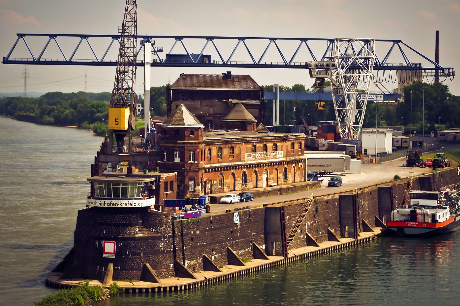 Olympus OM-D E-M10 sample photo. Port, inland port, water photography