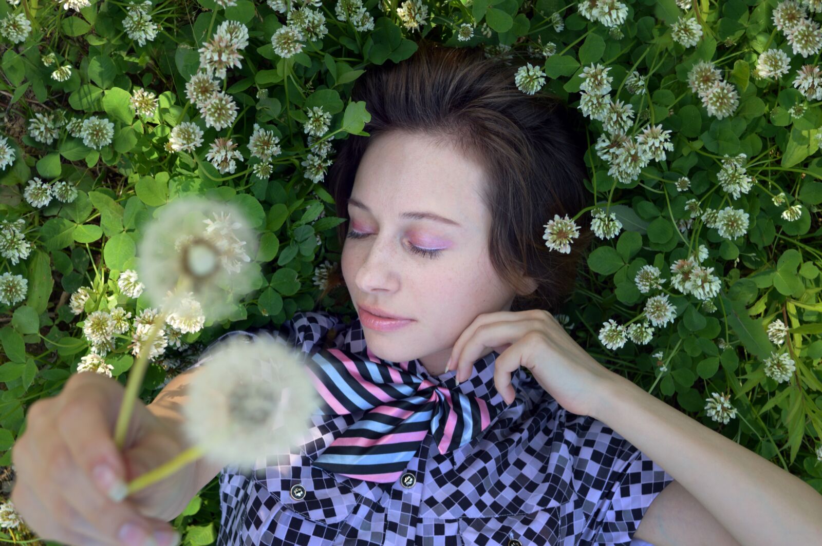 Nikon D3200 sample photo. Dandelions, clover, girl photography
