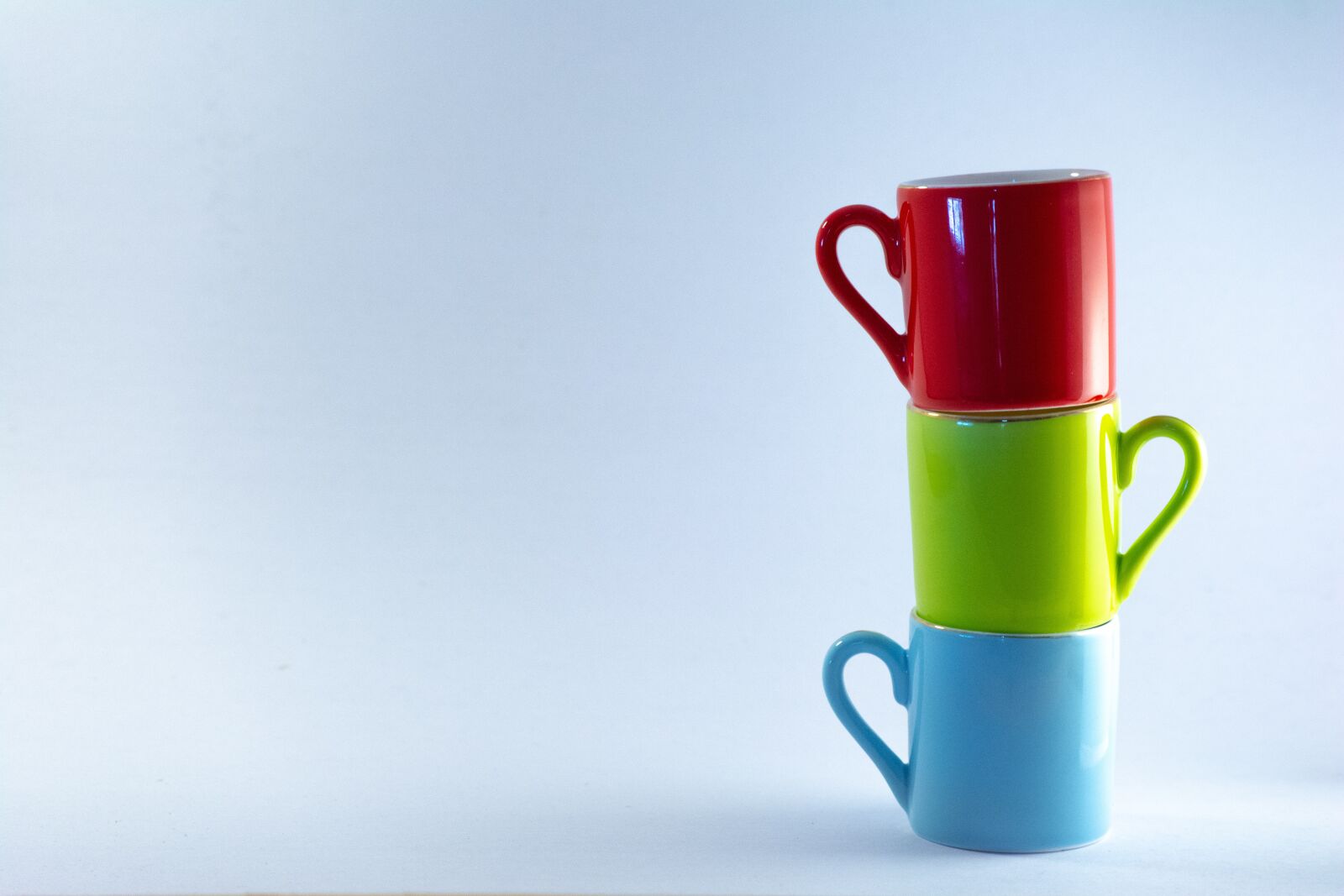 Nikon D5200 sample photo. Cups, color, red photography
