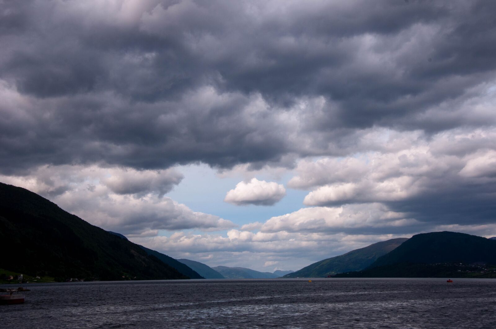 Nikon D90 sample photo. Sky, sea, mountain photography