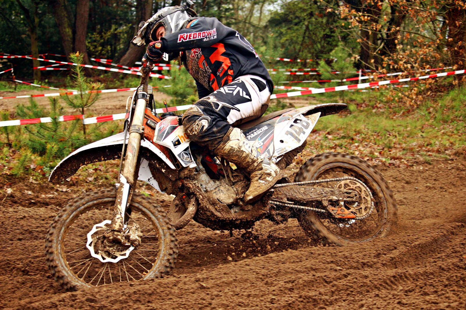 Canon EOS 100D (EOS Rebel SL1 / EOS Kiss X7) sample photo. Motorcycle, motocross, dirtbike photography