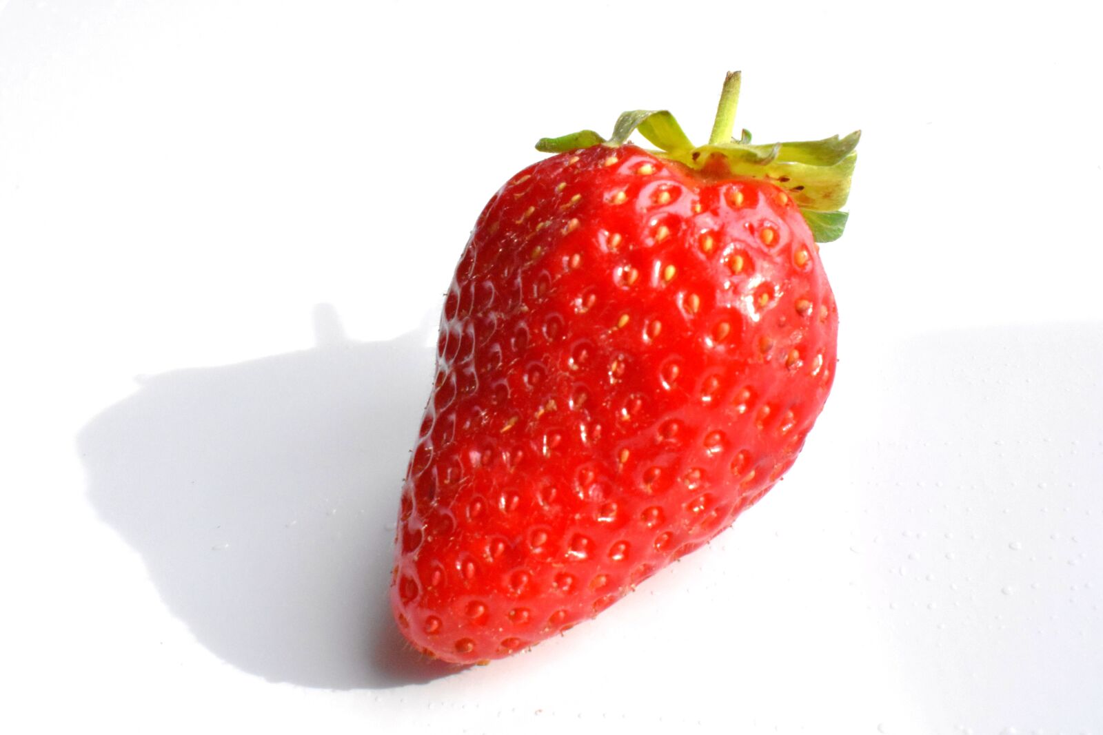Nikon D3400 sample photo. Strawberry, ripe, red photography