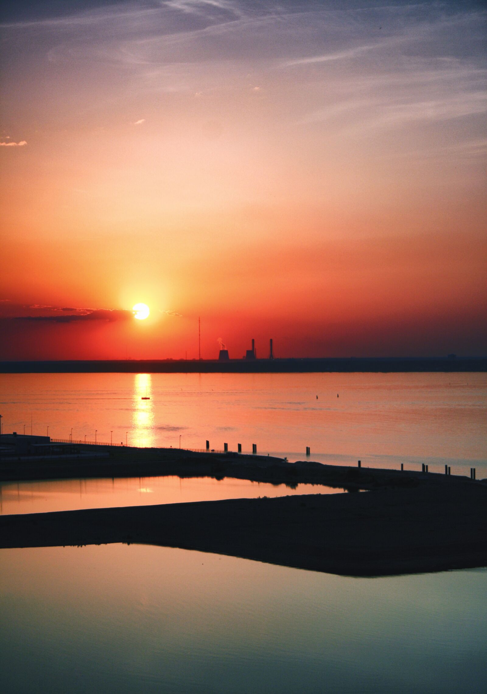 Canon EOS 1000D (EOS Digital Rebel XS / EOS Kiss F) sample photo. Sky, landscape, sunset photography