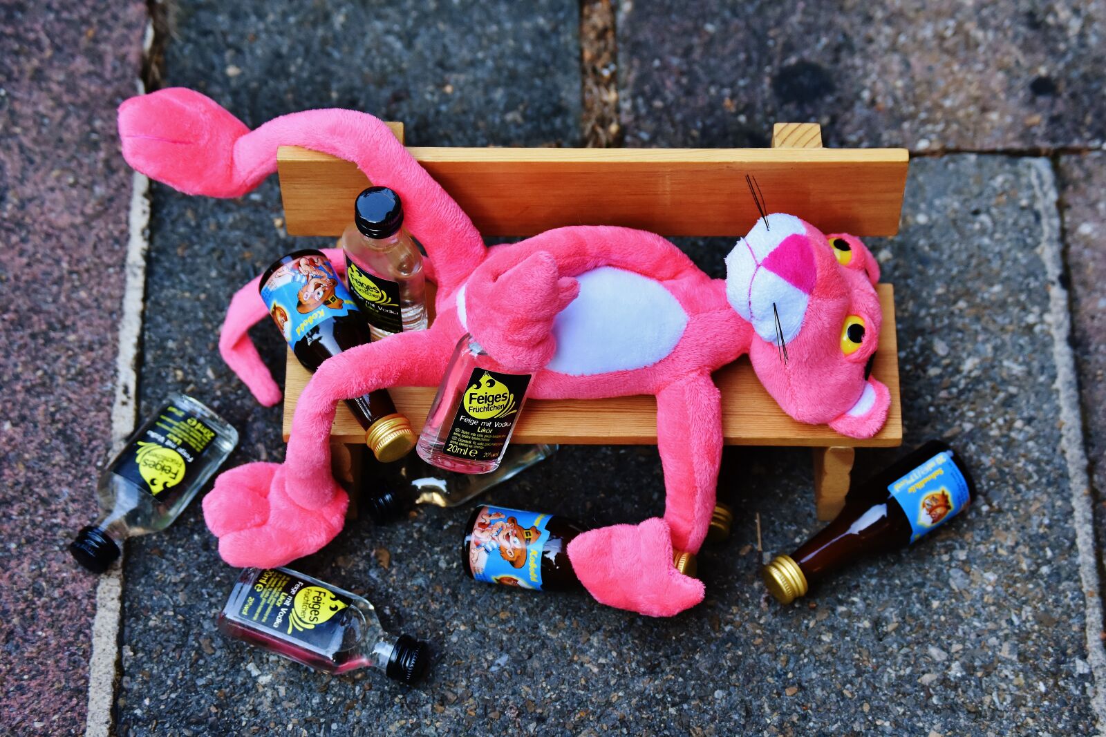 Nikon D7200 sample photo. The pink panther, drink photography