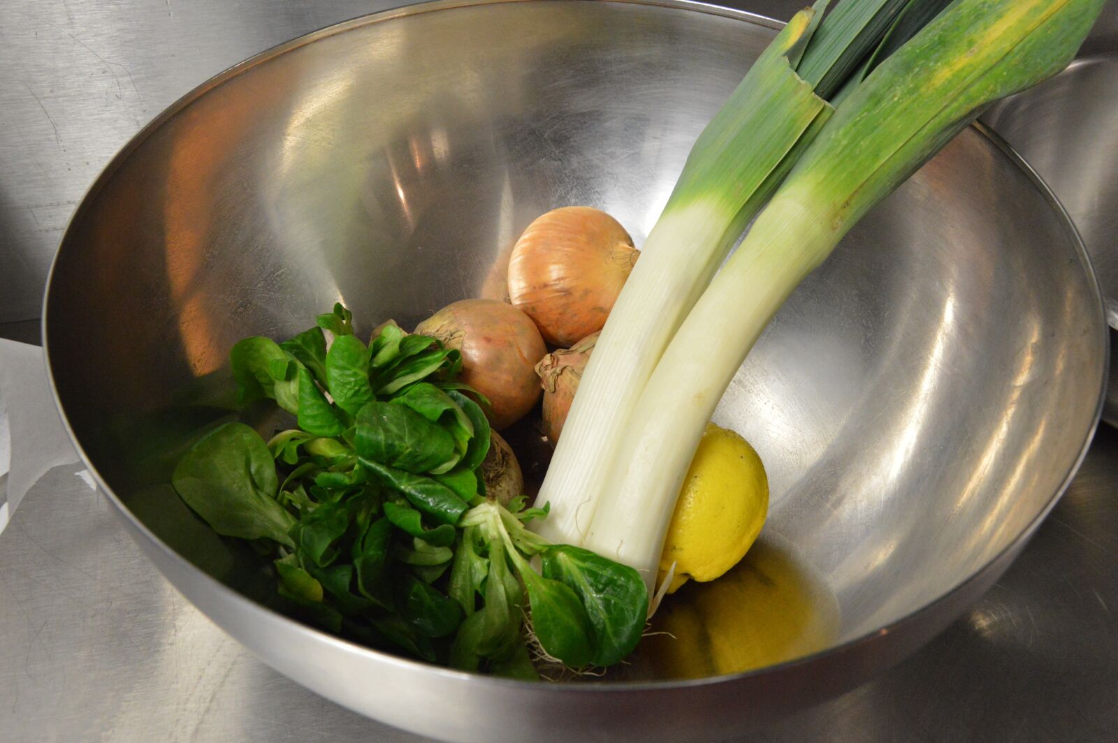 Nikon D3200 sample photo. Kitchen, modern, ingredients photography