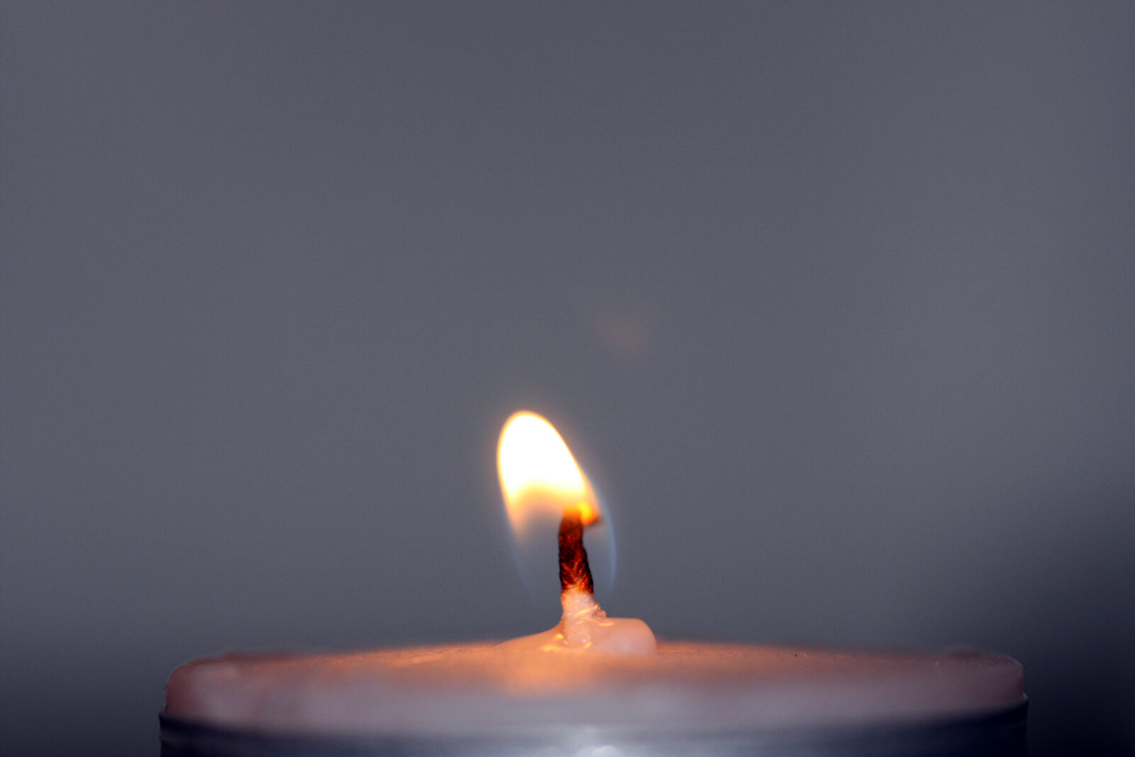 Canon EOS 450D (EOS Rebel XSi / EOS Kiss X2) sample photo. Candle, closeup, fire, tea photography
