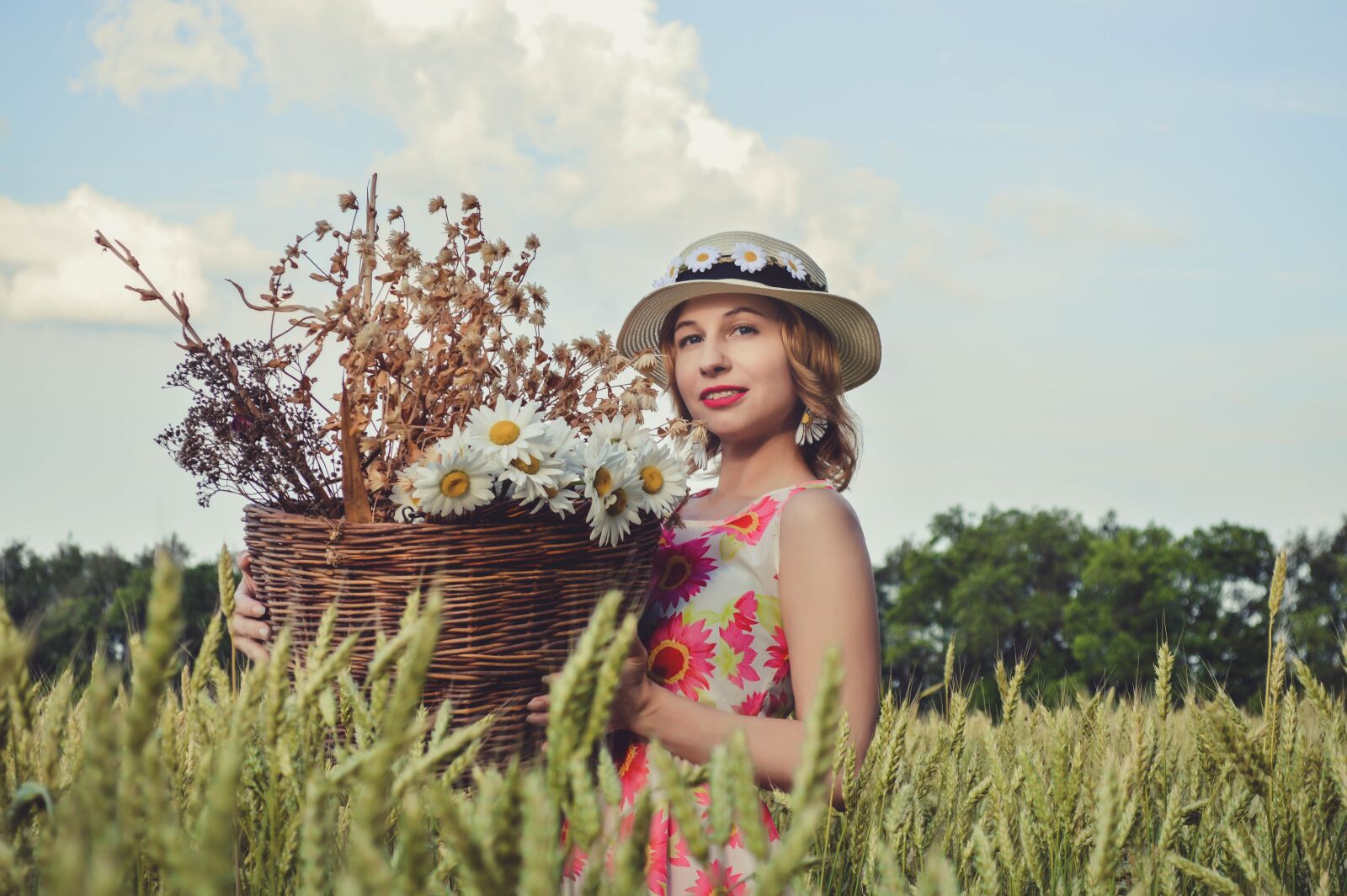 Nikon D3200 sample photo. Field, woman, wheat photography