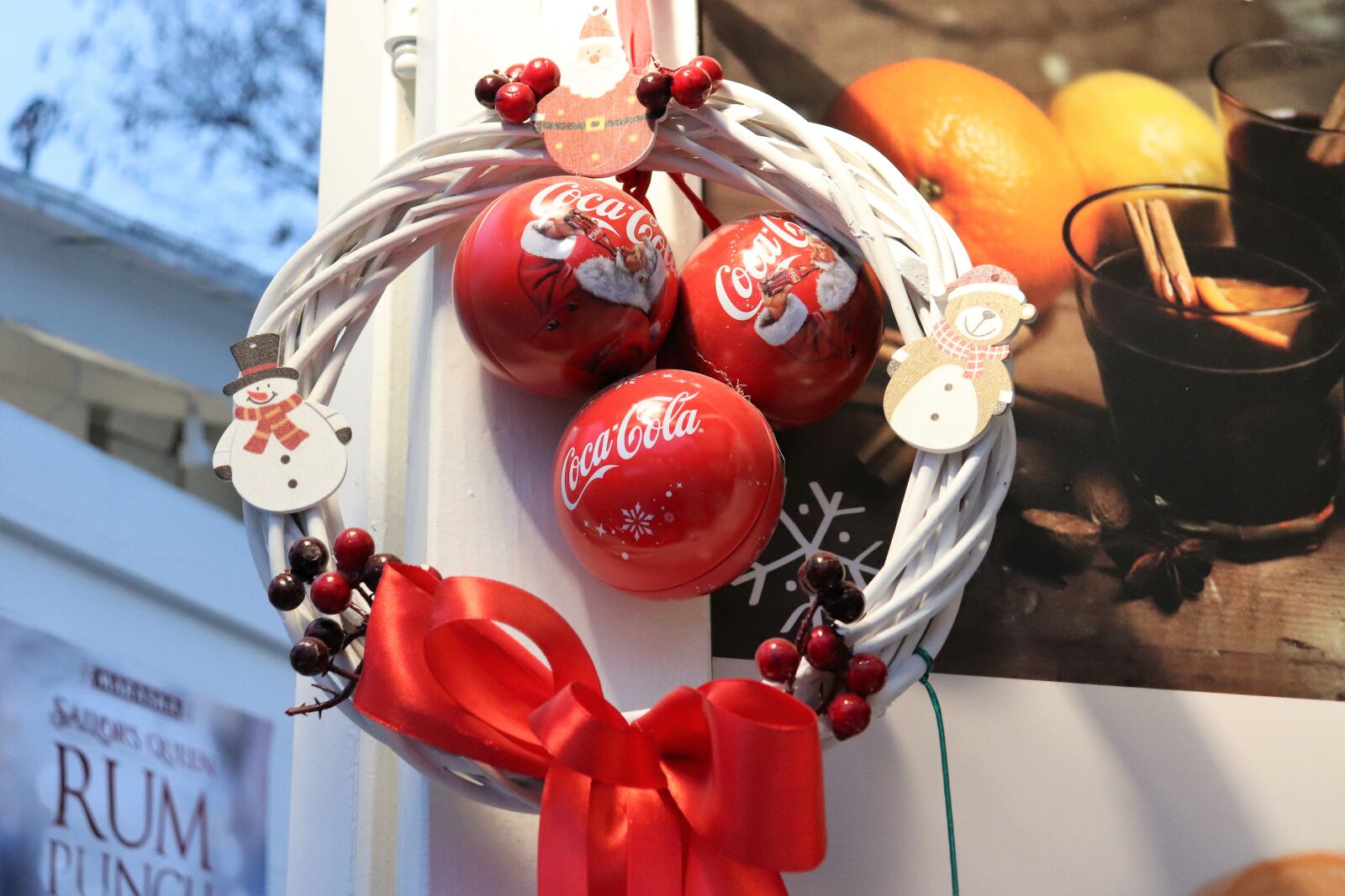 Canon EOS 200D (EOS Rebel SL2 / EOS Kiss X9) sample photo. Christmas, decorative, corolla photography