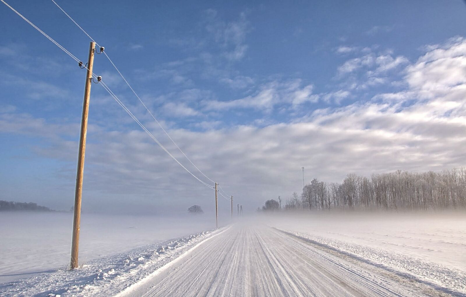 Nikon D5200 sample photo. Winter, road, mist photography