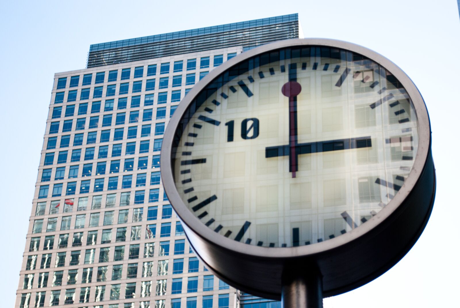 Nikon D3000 sample photo. Watch, architecture, city photography