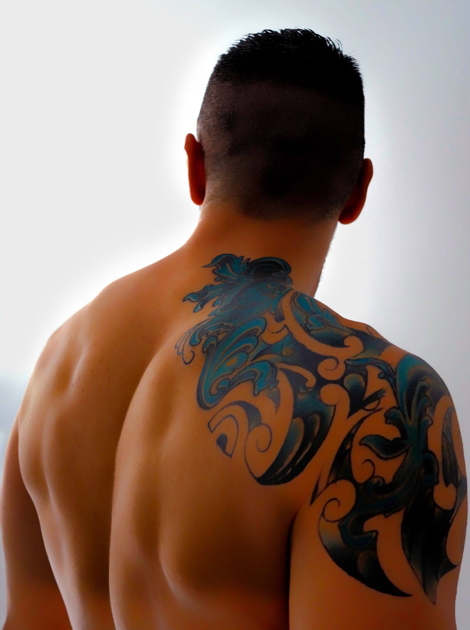 Sony Cyber-shot DSC-RX100 II sample photo. Back, tattoo, man photography