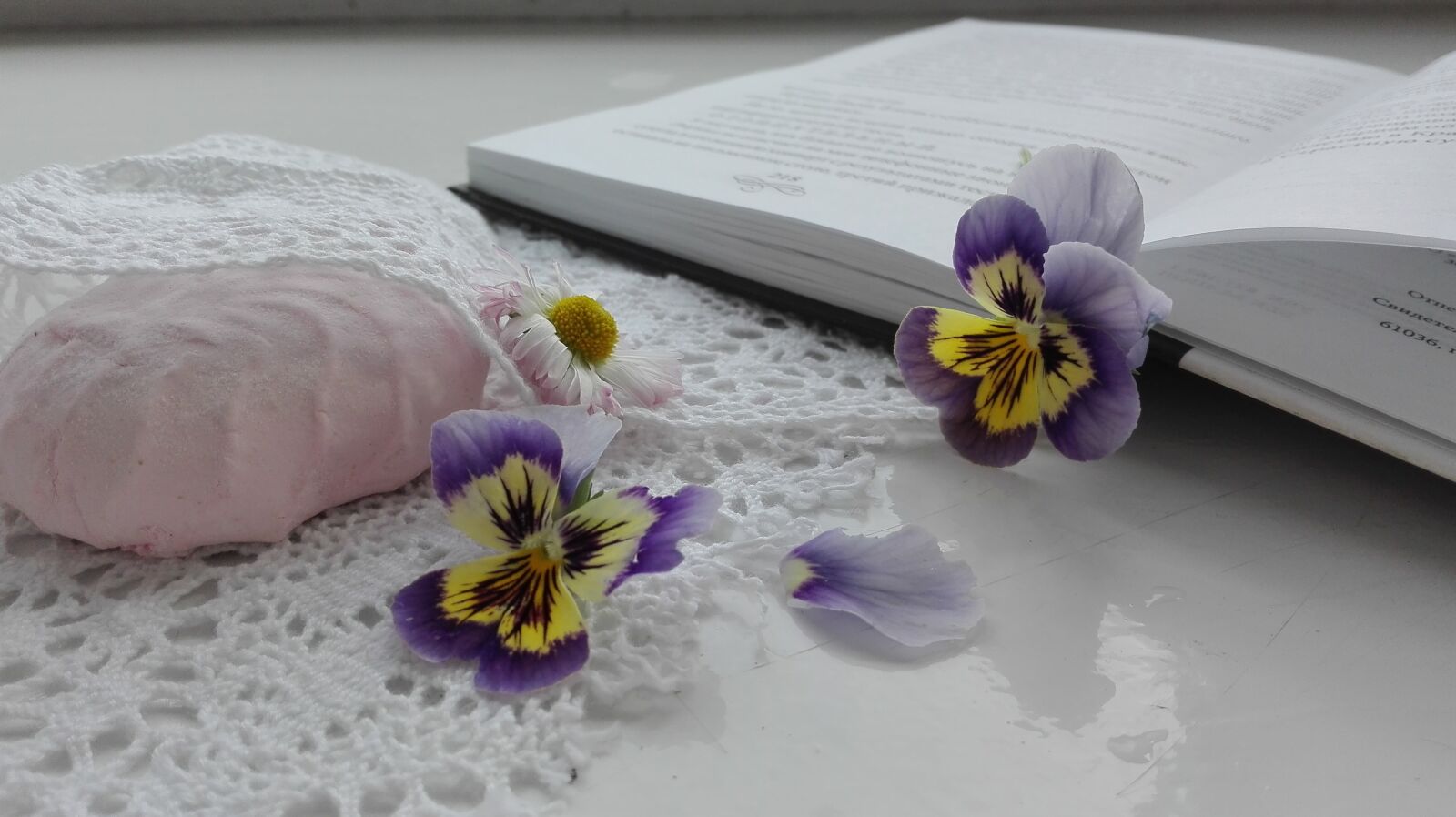 HUAWEI Cherry Mini sample photo. Zephyr, tenderness, flowers photography
