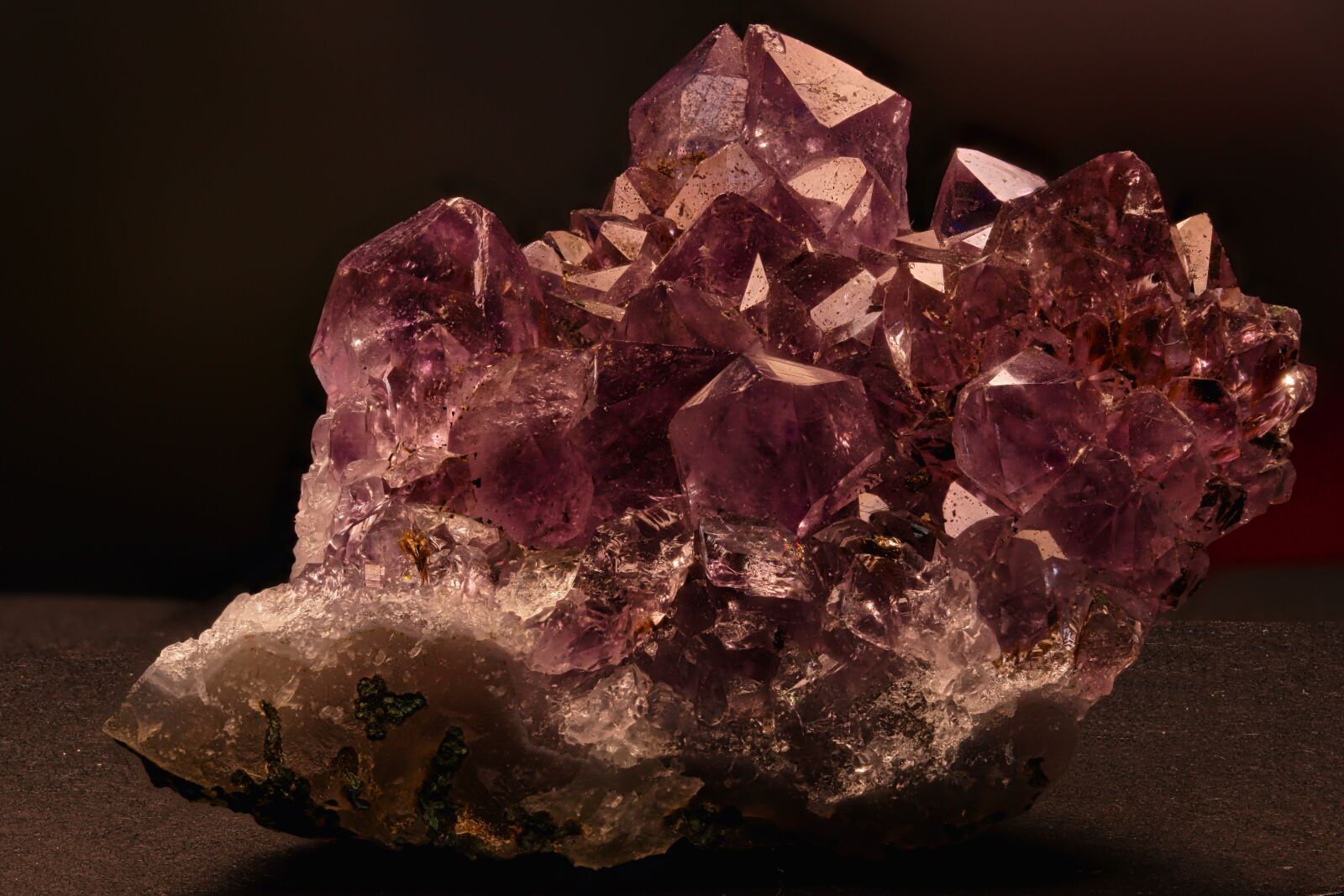 Canon EOS 100D (EOS Rebel SL1 / EOS Kiss X7) sample photo. Crystal, mineral, macro photography