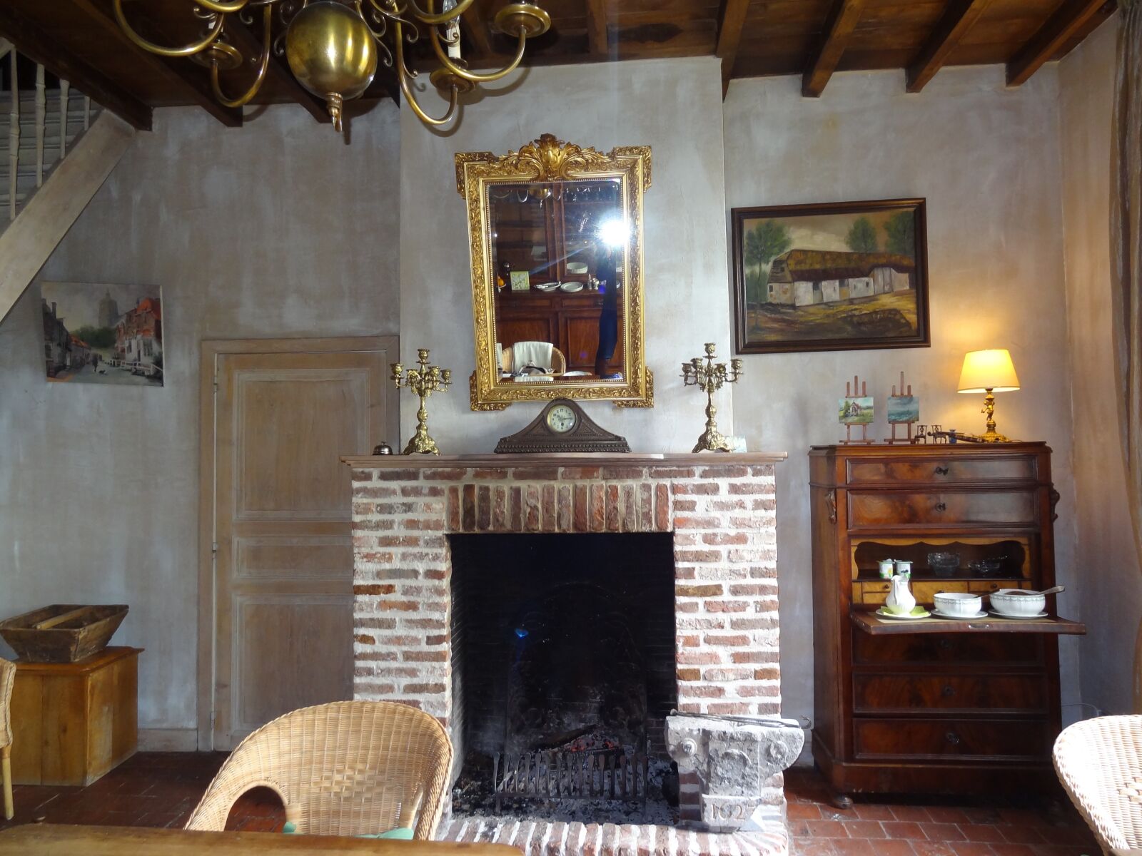 Sony Cyber-shot DSC-HX9V sample photo. Old, house, interior photography