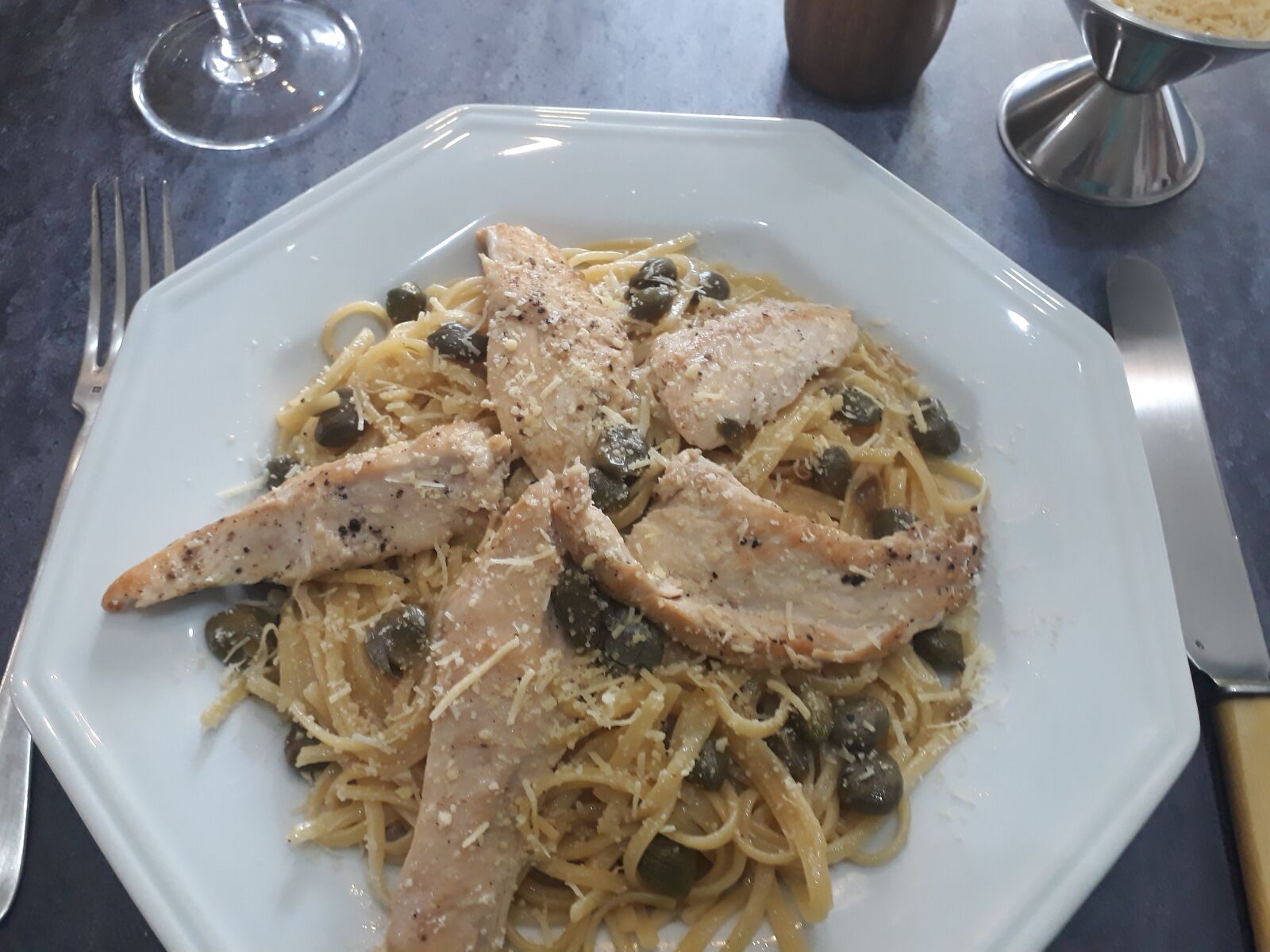 Samsung Galaxy J7 Prime sample photo. Pasta, chicken picatta, food photography