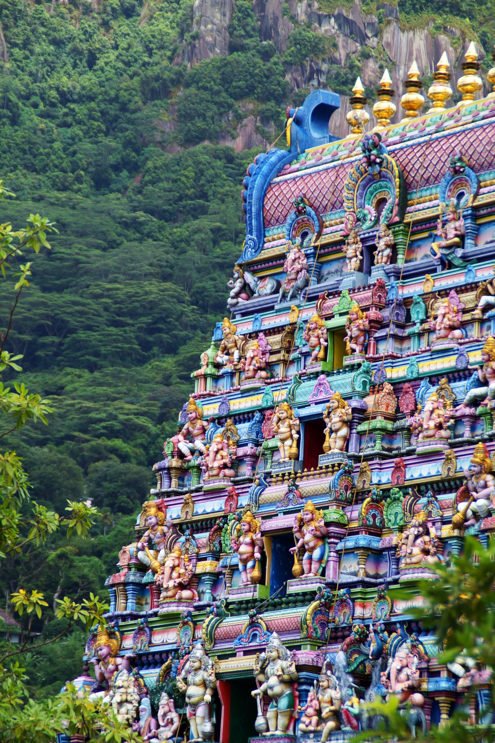 Sony DT 18-200mm F3.5-6.3 sample photo. Temple, hindu, hindu temple photography