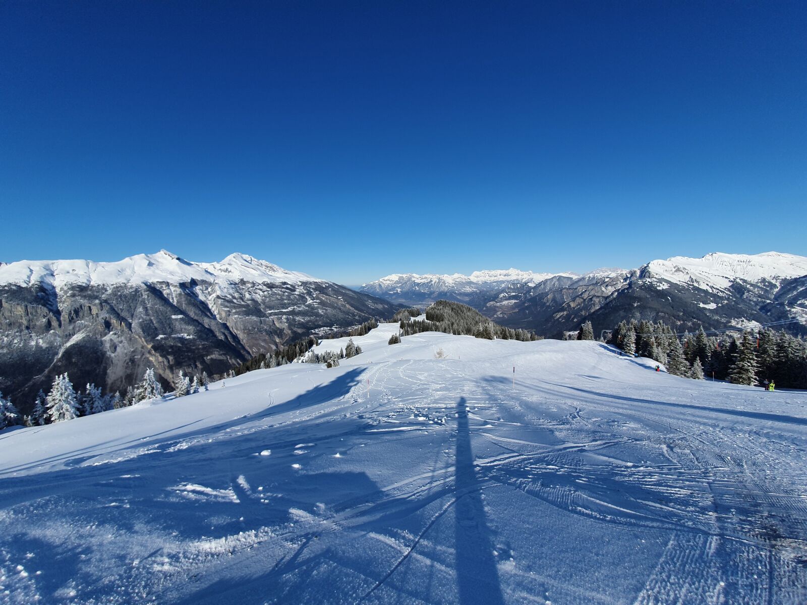 Samsung Galaxy S10 sample photo. Winter, snow, alpine photography