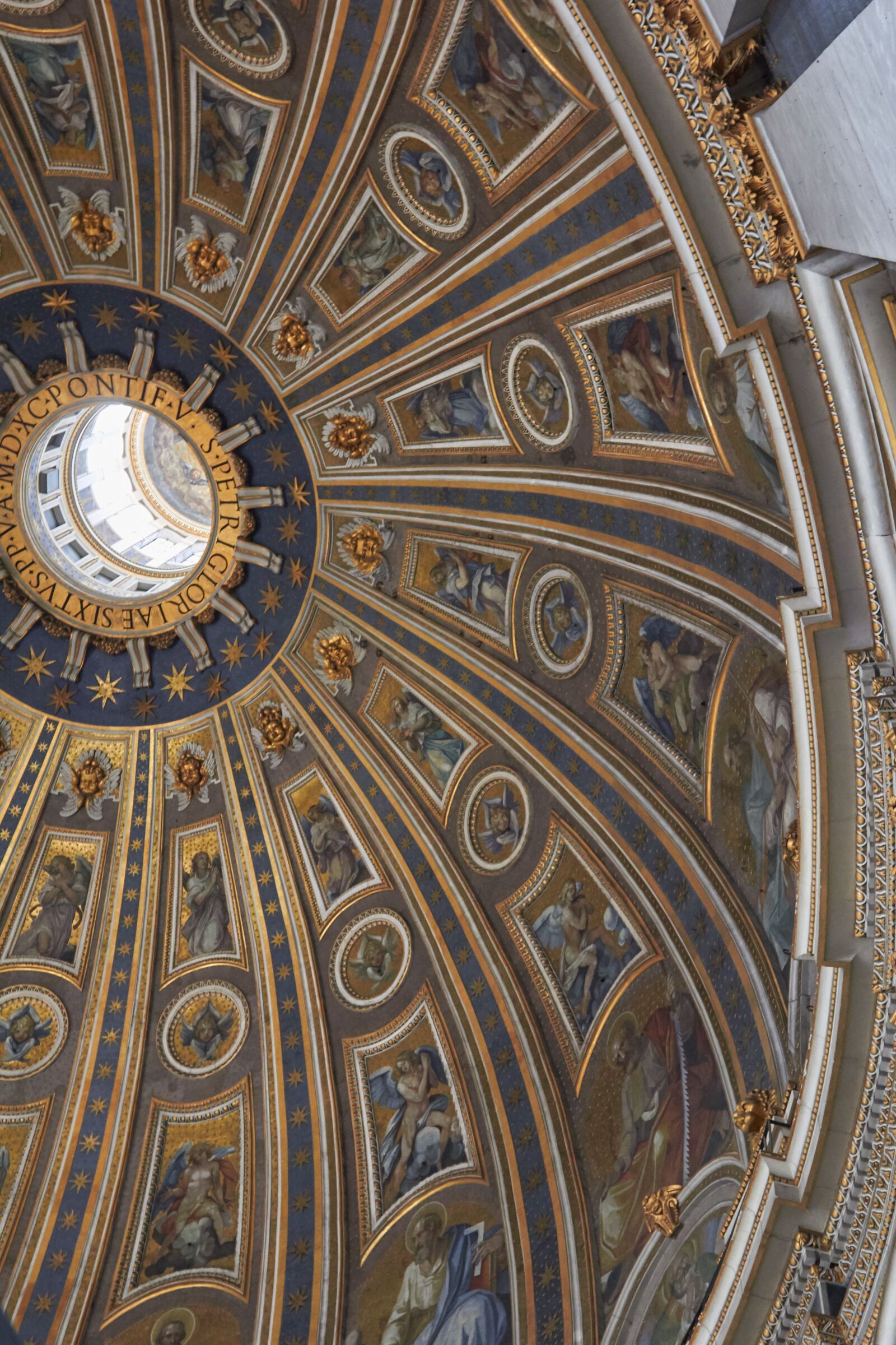 Canon EF 24-105mm F4L IS USM sample photo. Vatican, chapel, rome photography