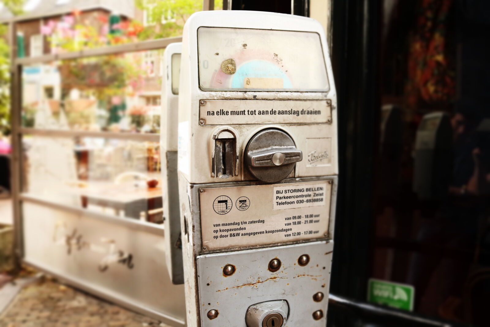 Canon EOS 750D (EOS Rebel T6i / EOS Kiss X8i) sample photo. Parking, meter photography