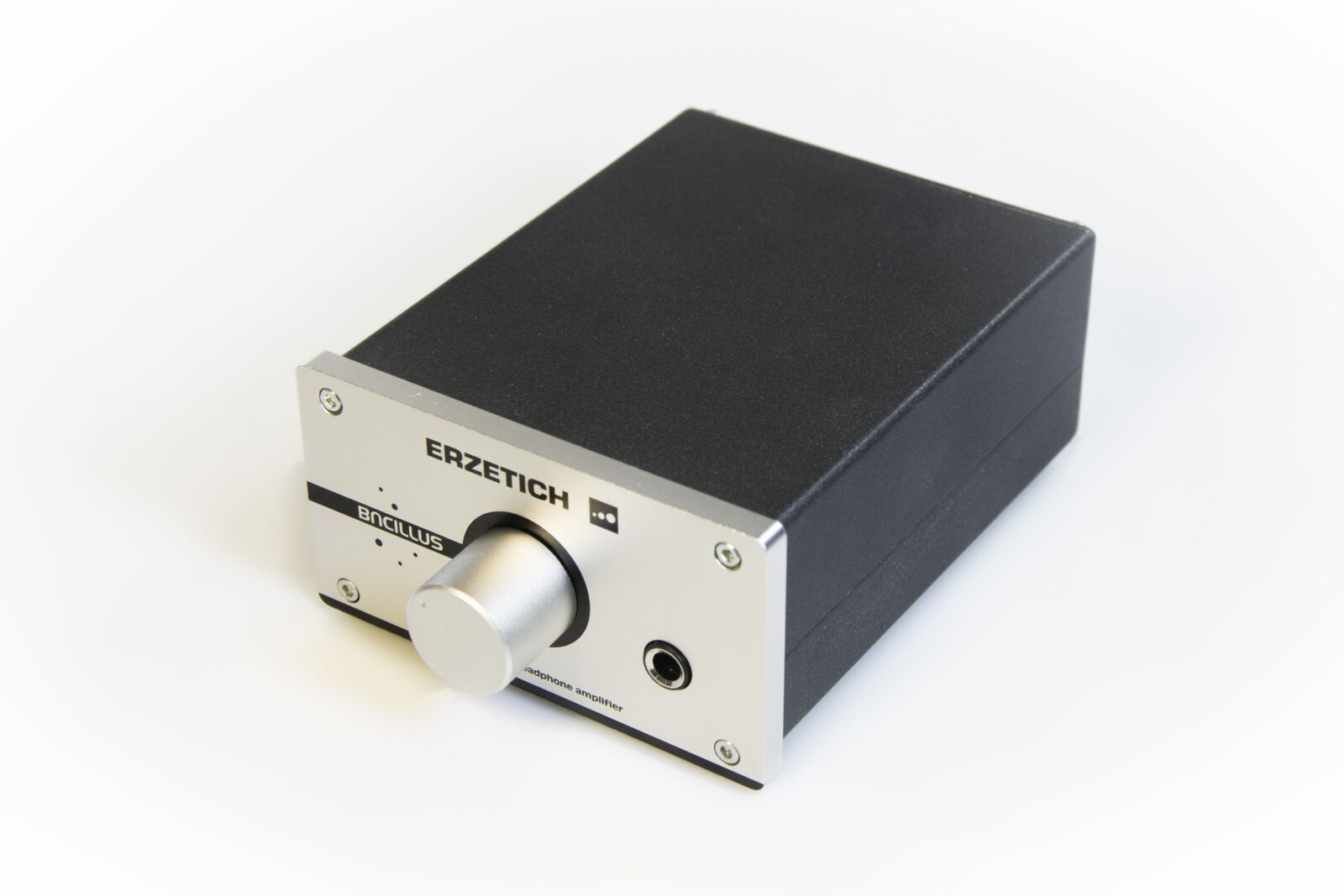 Nikon D7200 sample photo. Headphone amplifier, music, equipment photography