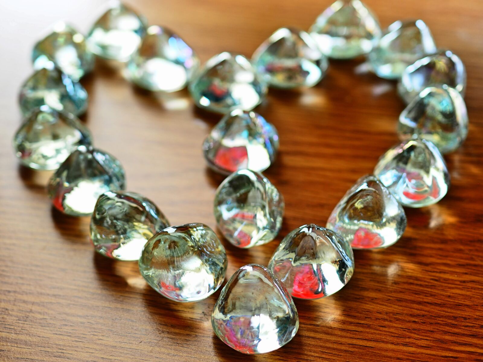 Olympus OM-D E-M5 II sample photo. Crystals, love heart, love photography