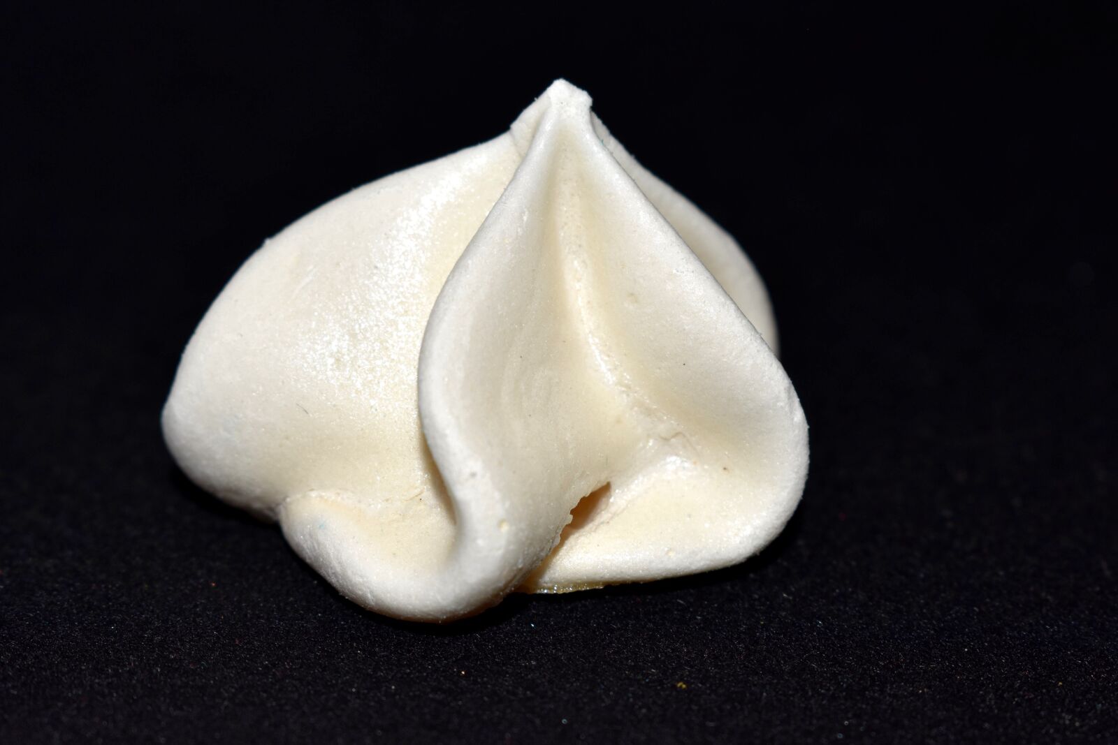 Nikon D3400 sample photo. Dessert, tenderness, sweets photography