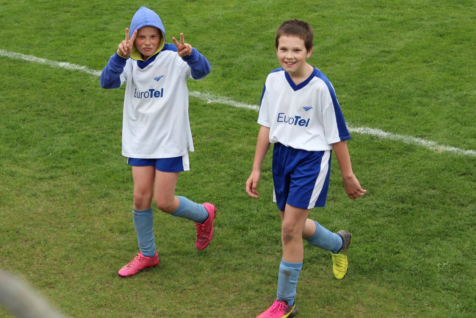 Canon EOS 1300D (EOS Rebel T6 / EOS Kiss X80) sample photo. Football, match, pleasure photography