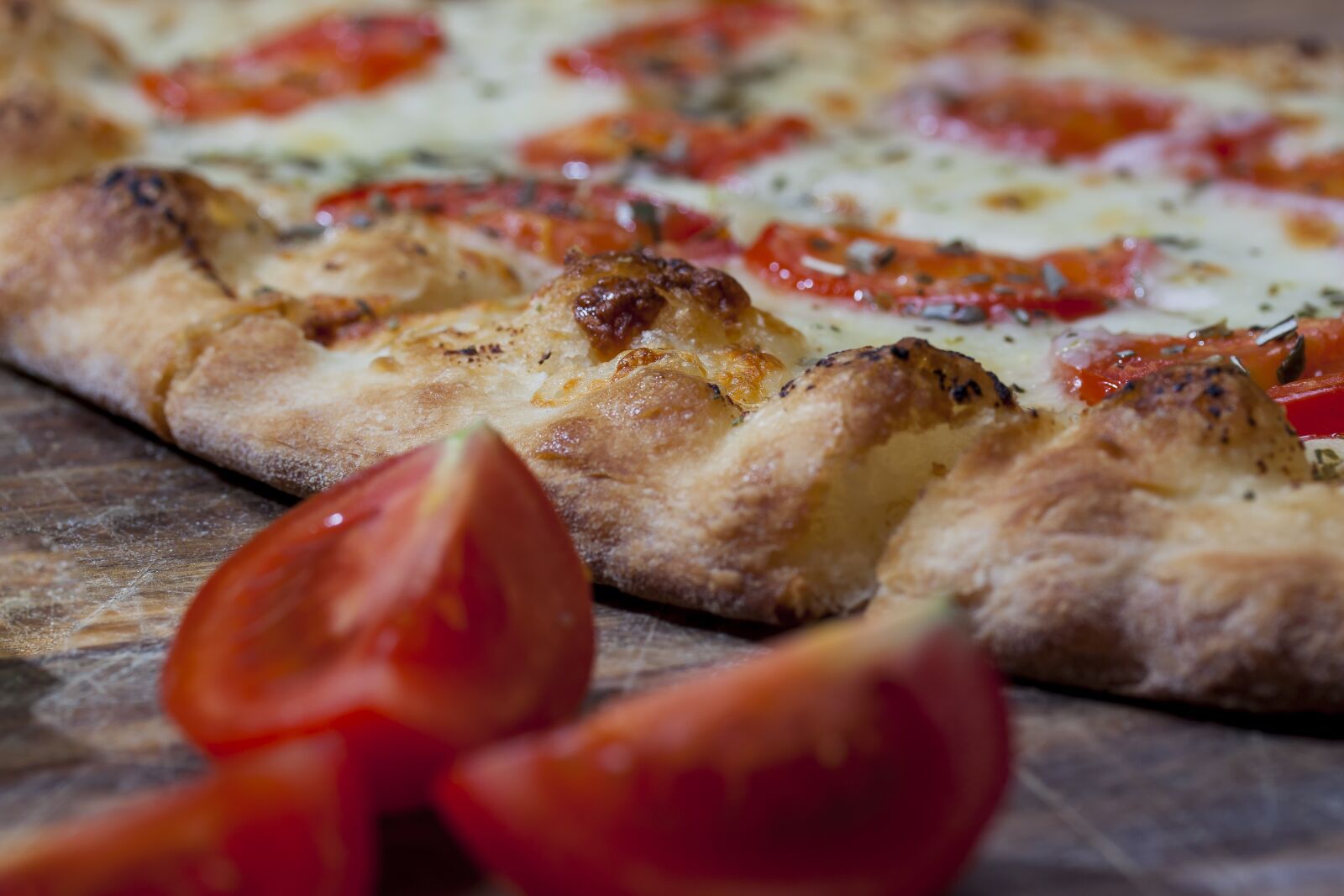Canon EOS 50D sample photo. Food, pizza, tomato photography