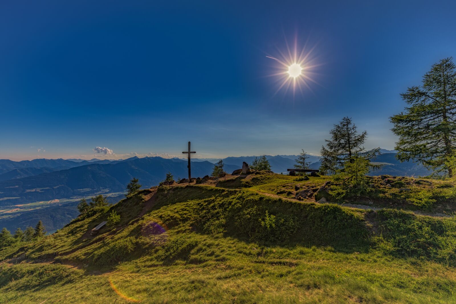 Canon EF 16-35mm F4L IS USM sample photo. Summit, alm, mountains photography