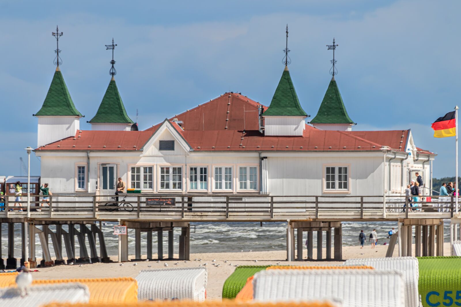 Canon EOS 80D sample photo. Sea bridge, ahlbeck, germany photography
