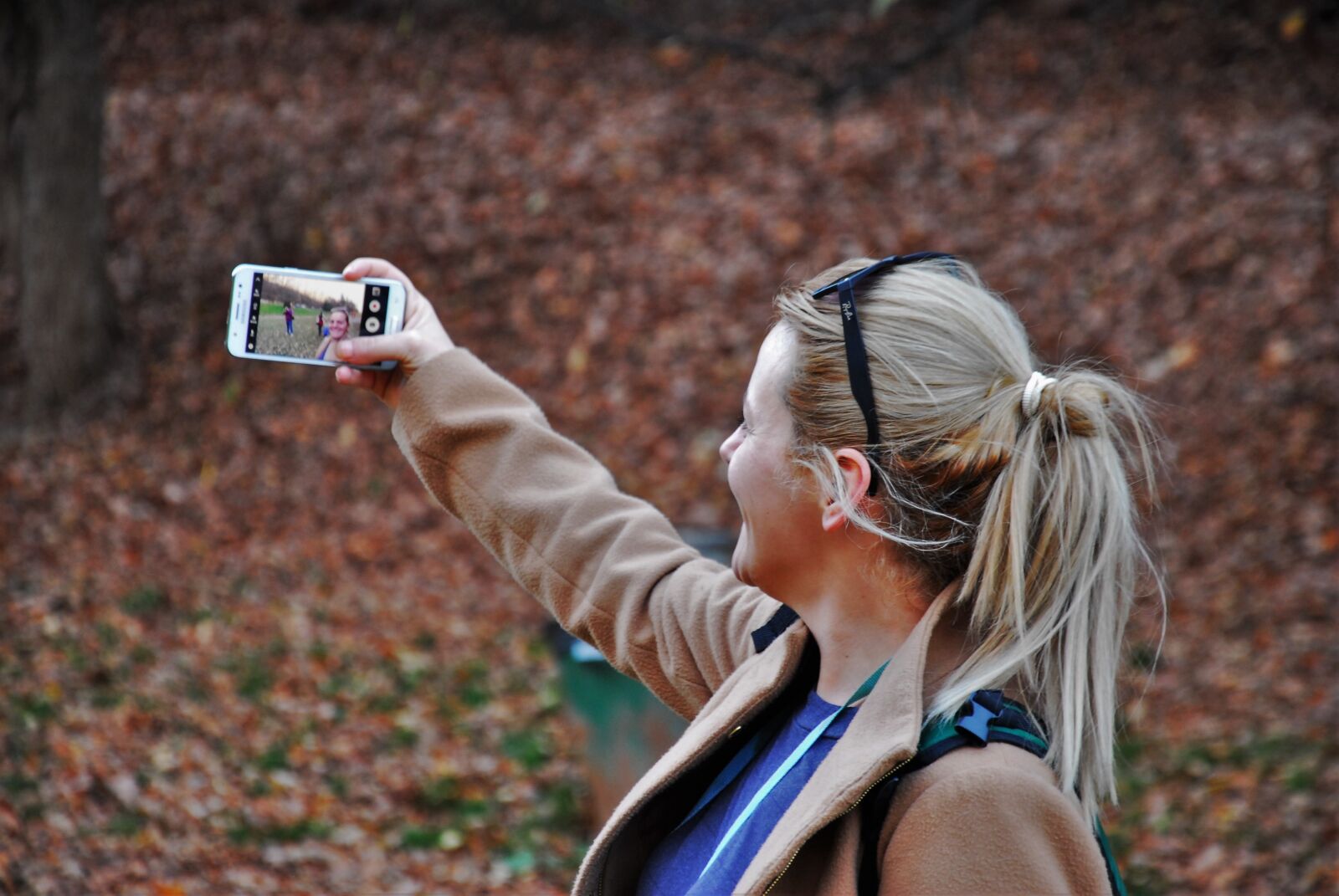 Nikon D200 sample photo. Girl, selfie, young photography