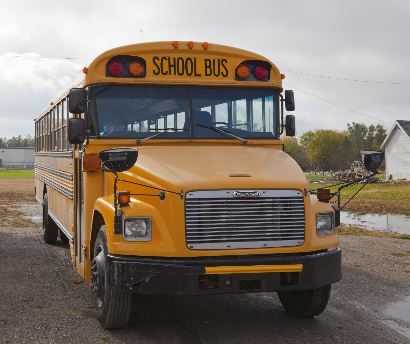Canon EOS 5D Mark II sample photo. School, bus, auto photography