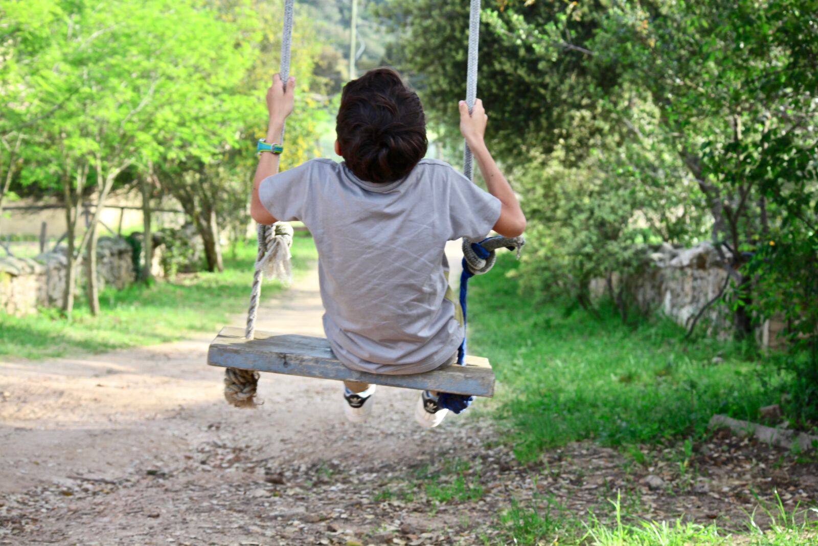 Canon EOS M sample photo. Child, swing, game photography
