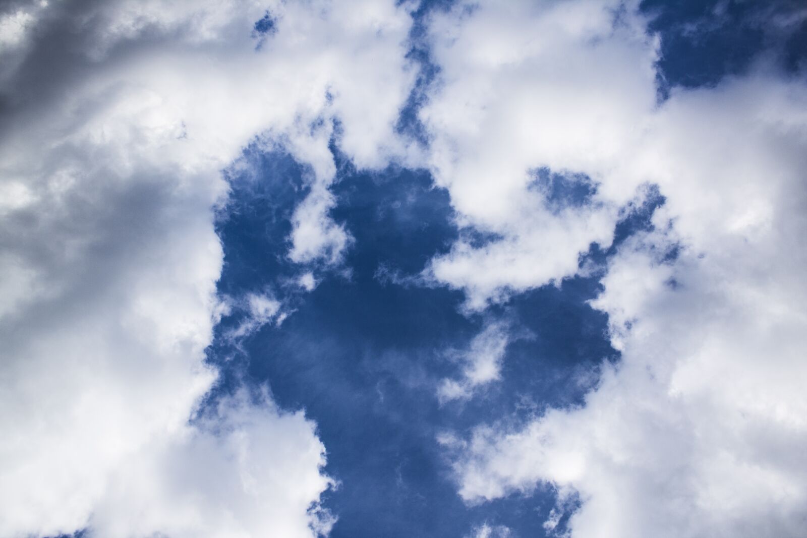 Canon EOS 1100D (EOS Rebel T3 / EOS Kiss X50) sample photo. Sky, clouds, nature photography