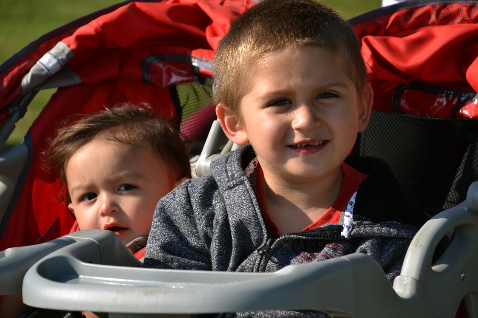 Nikon D3100 sample photo. Kids, toddler, stroller photography
