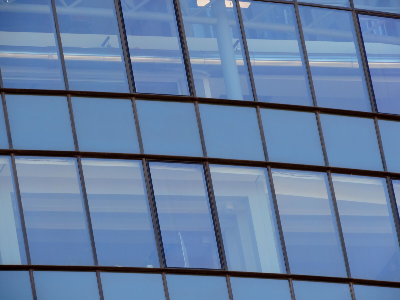 Nikon Coolpix P520 sample photo. Building, business city, futuristic photography