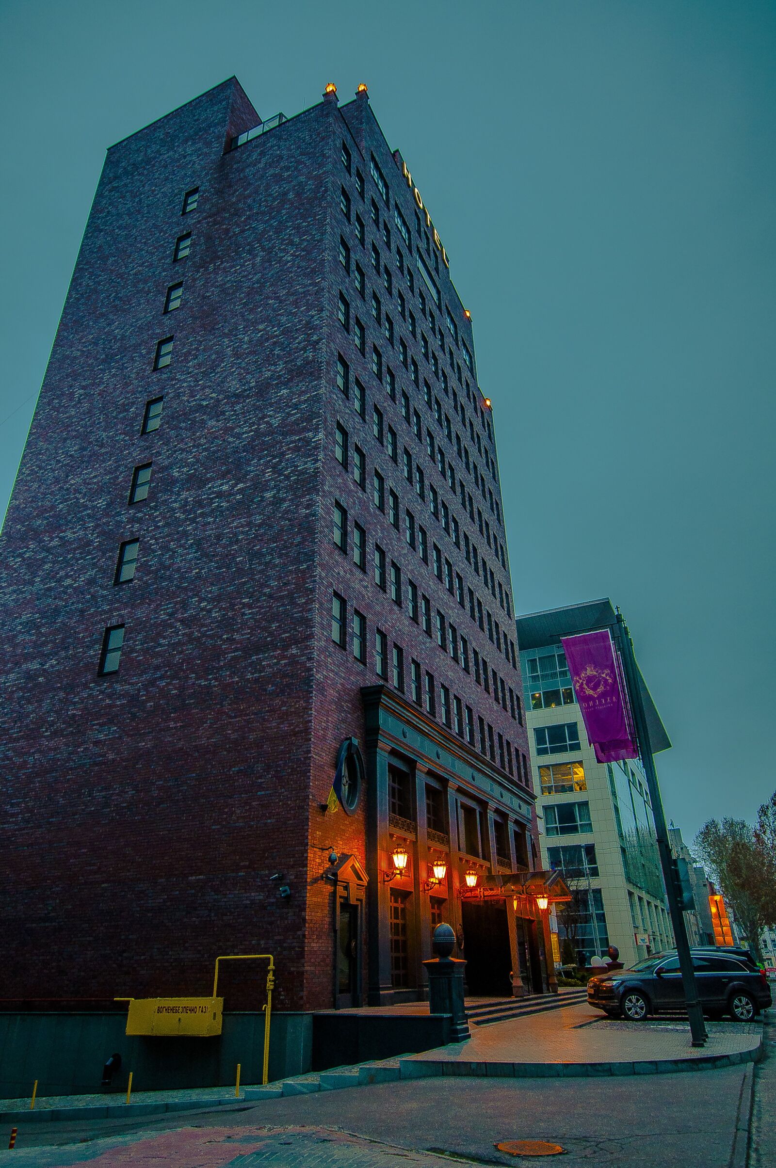 Nikon D90 sample photo. Megalopolis, architecture, building photography