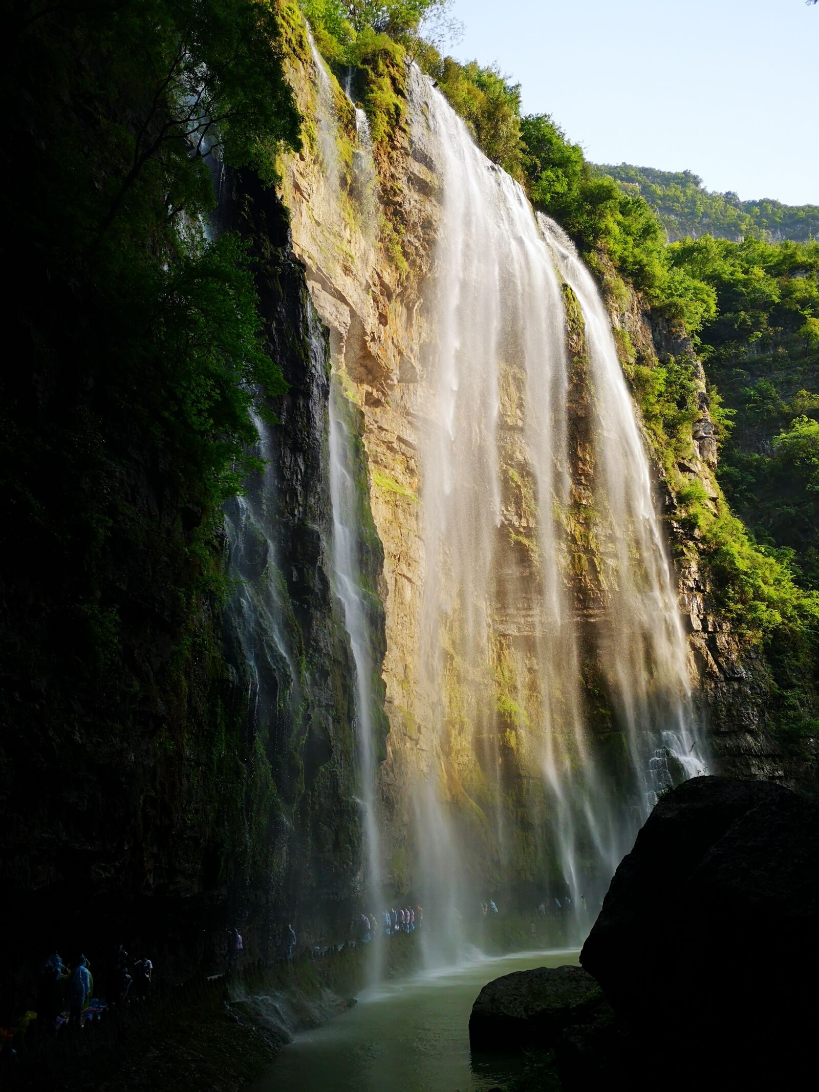 HUAWEI P20 sample photo. Waterfall, mountain, great falls photography