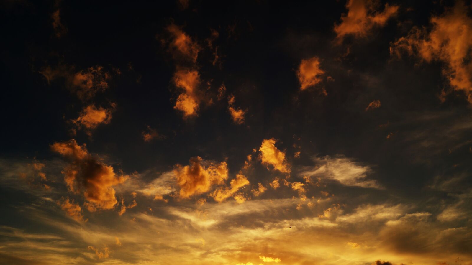 Sony SLT-A58 sample photo. Cloud, formation, cloudiness, clouds photography